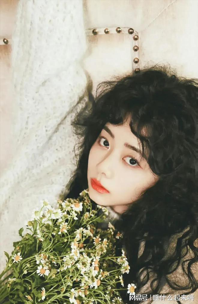 长发公主张柏芝太雷人景甜可爱如狮子狗long8唯一登录女星留羊毛卷唐嫣像(图8)