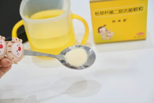 扎堆孩子的肠胃健康要特别关注龙8囯际妈咪爱提醒：年末聚会